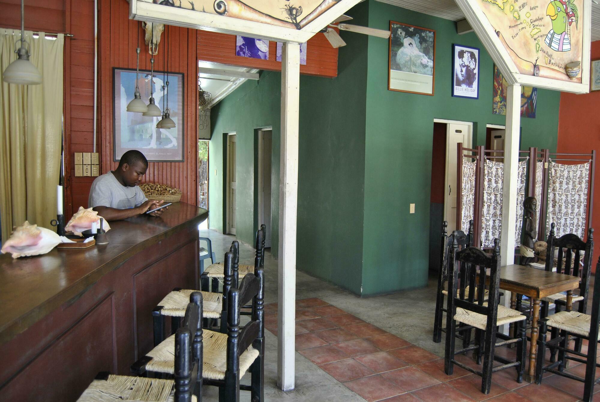 Hotel Loro Tuerto Barahona Esterno foto